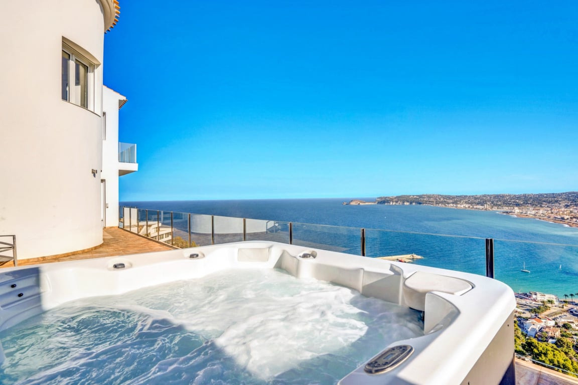 5 Bed Townhouse for sale in Javea Costa Blanca, Alicante, Spain