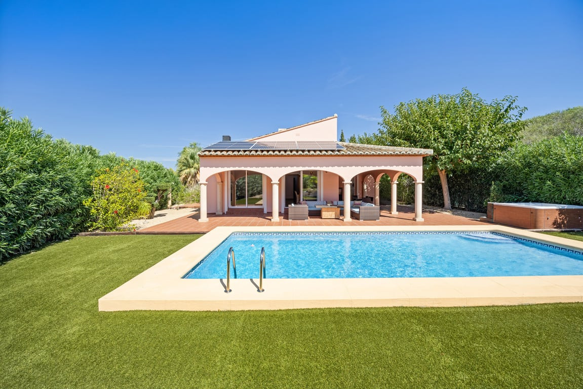 4 Bed Townhouse for sale in Javea Costa Blanca, Alicante, Spain