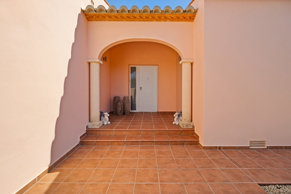 4 Bed Townhouse for sale in Javea Costa Blanca, Alicante, Spain