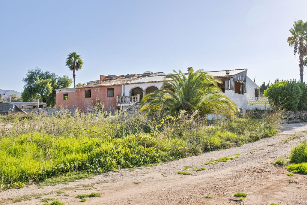 3 Bed Commercial unit for sale in Javea Costa Blanca, Alicante, Spain