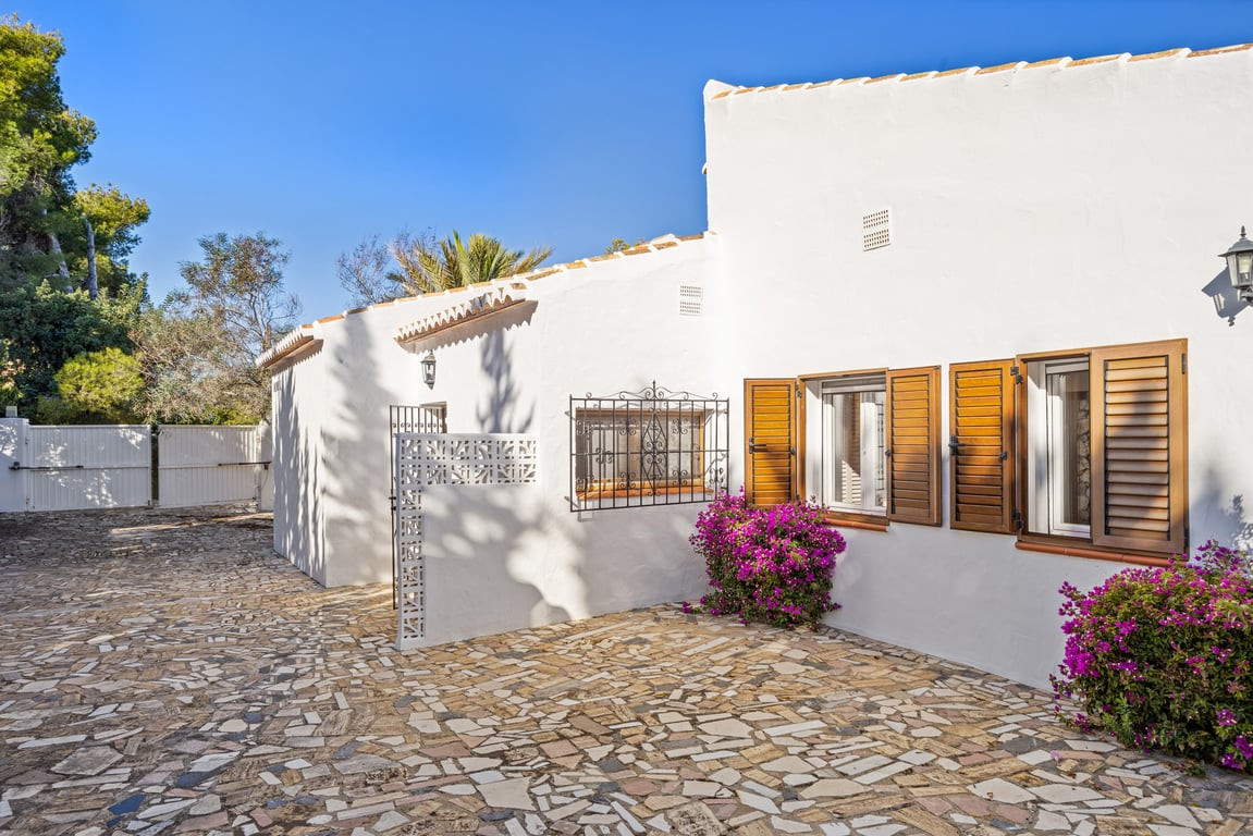 Se vende Villa - Chalet de 4 dormitorios en Costa Blanca, Alicante, España