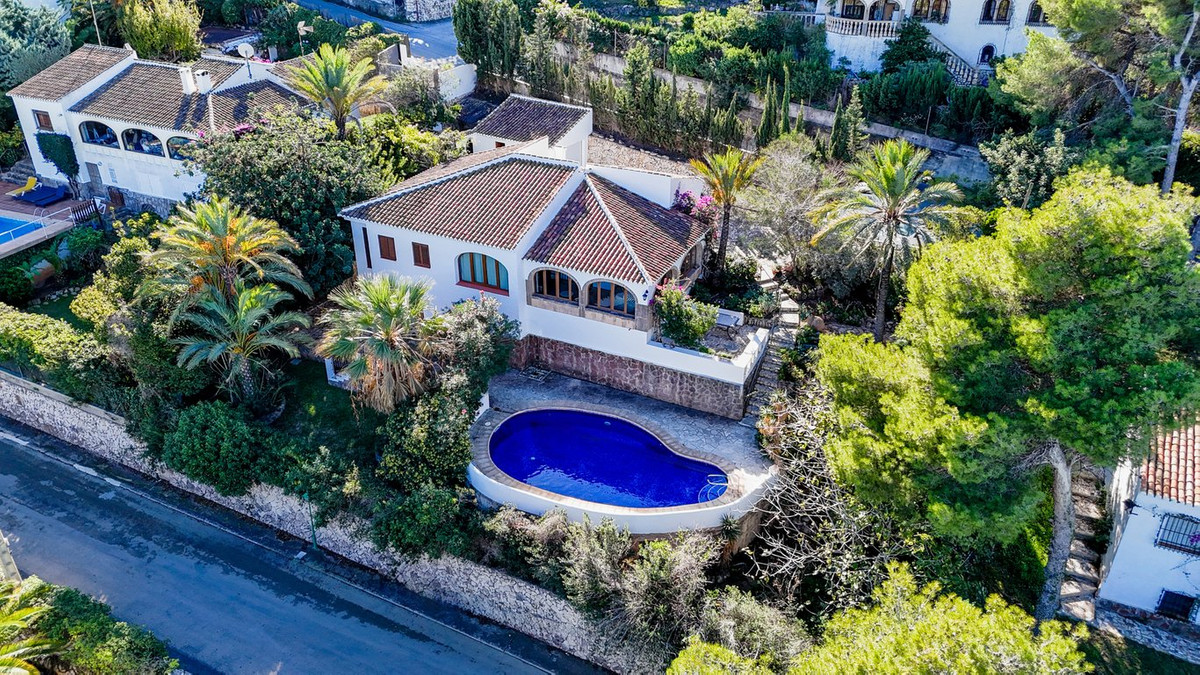 Se vende Villa - Chalet de 4 dormitorios en Costa Blanca, Alicante, España
