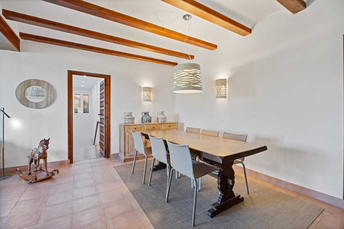 Se vende Villa - Chalet de 4 dormitorios en Costa Blanca, Alicante, España