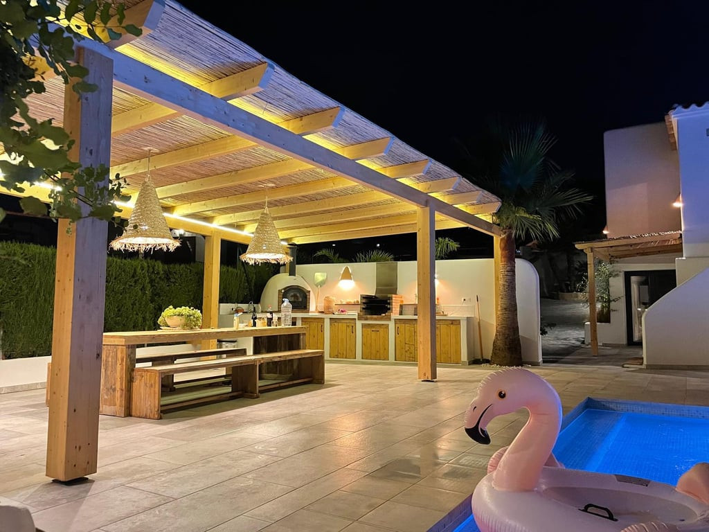 5 Bed Townhouse for sale in Javea Costa Blanca, Alicante, Spain