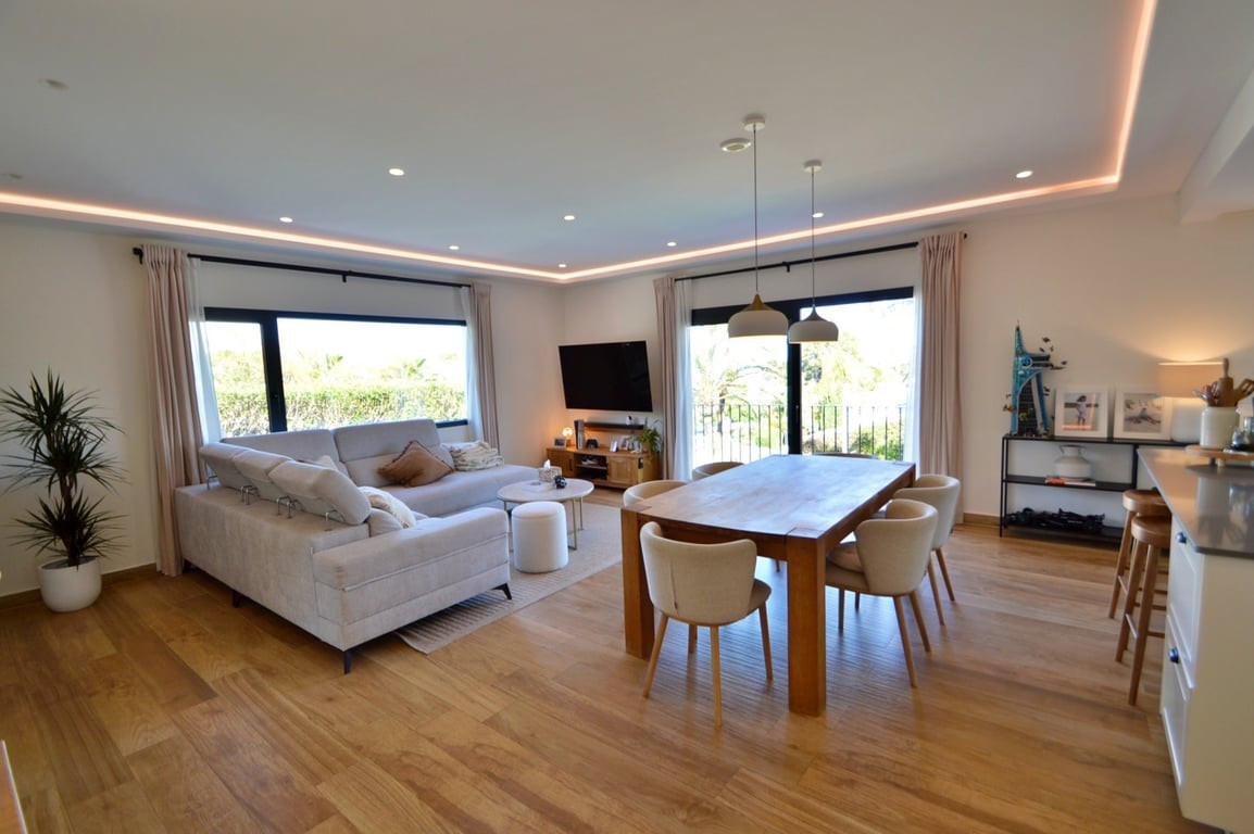 5 Bed Townhouse for sale in Javea Costa Blanca, Alicante, Spain