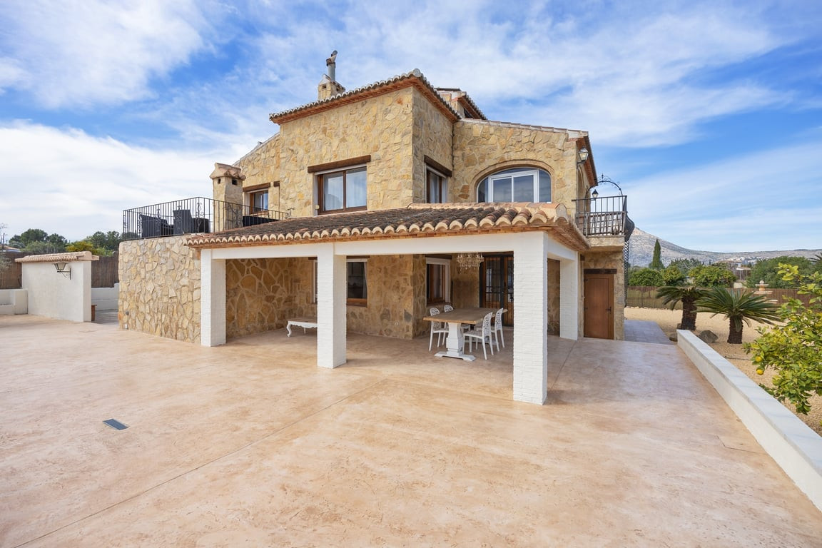 6 Bed Townhouse for sale in Javea Costa Blanca, Alicante, Spain