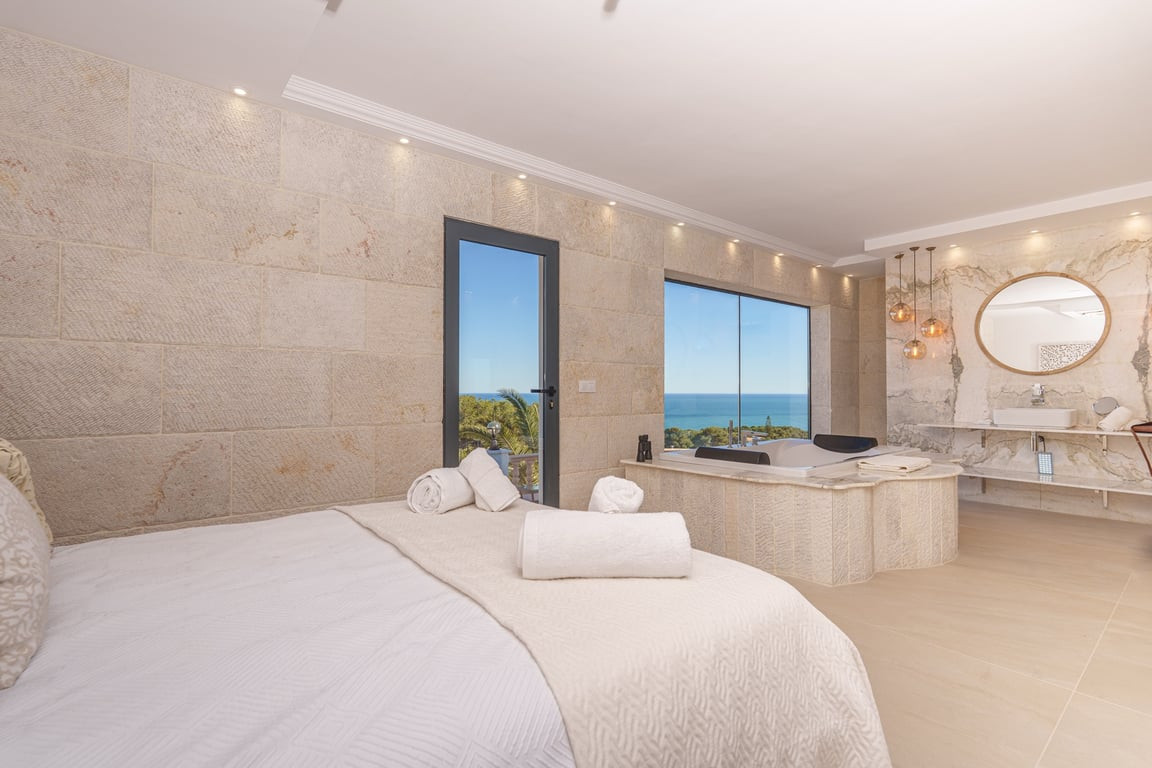 5 Bed Townhouse for sale in Javea Costa Blanca, Alicante, Spain