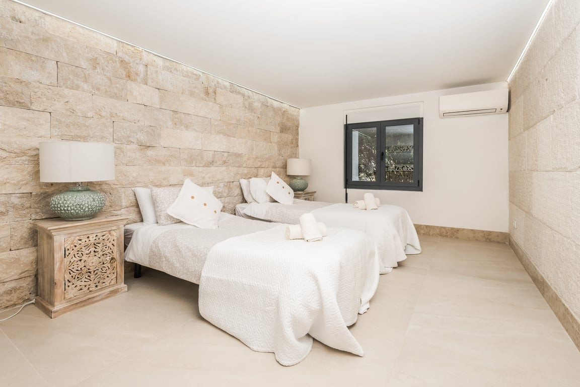 5 Bed Townhouse for sale in Javea Costa Blanca, Alicante, Spain