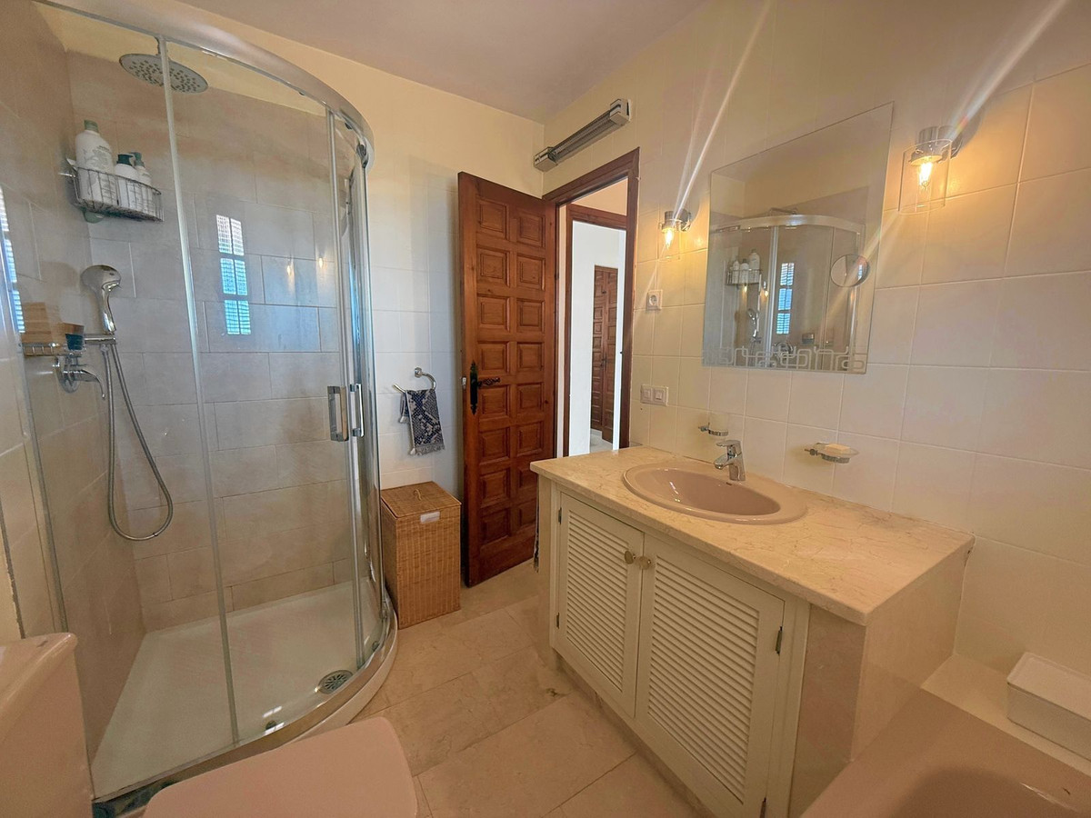 Se vende Pareada de 3 dormitorios en Costa Del Sol, Málaga, España