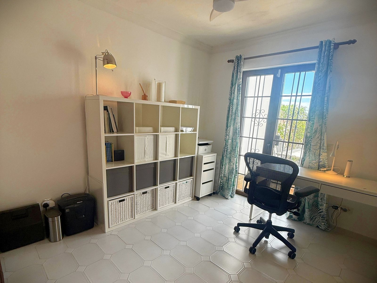 Se vende Pareada de 3 dormitorios en Costa Del Sol, Málaga, España