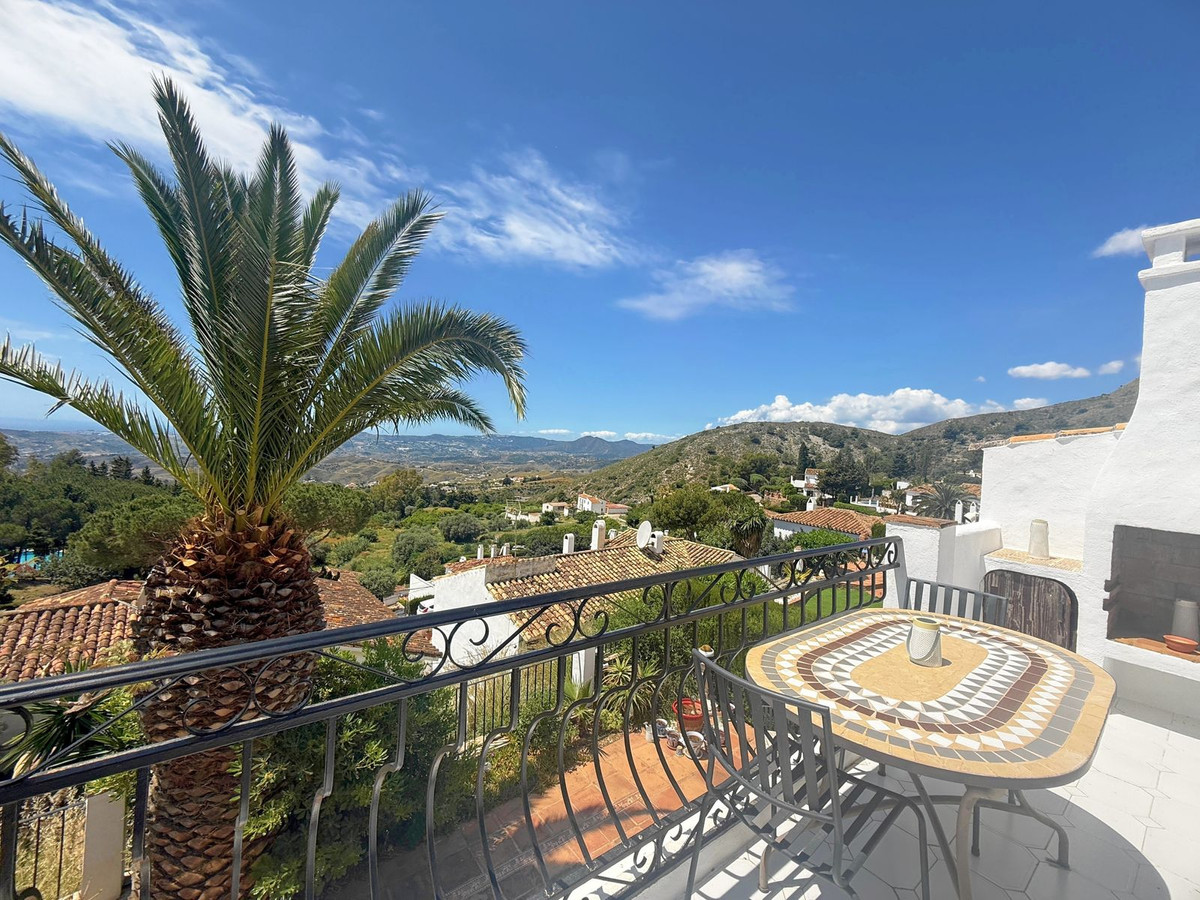 Se vende Pareada de 3 dormitorios en Costa Del Sol, Málaga, España