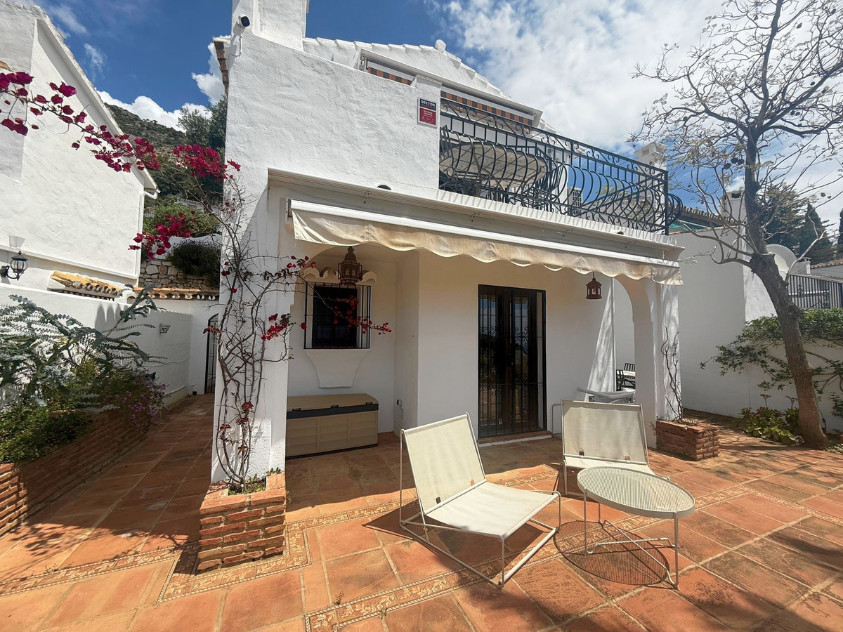 Se vende Pareada de 3 dormitorios en Costa Del Sol, Málaga, España