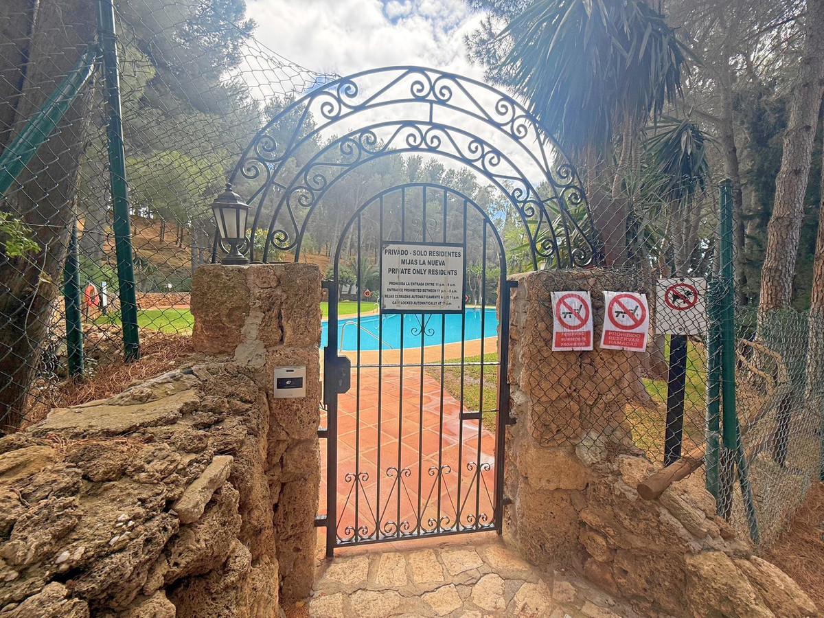 Se vende Pareada de 3 dormitorios en Costa Del Sol, Málaga, España