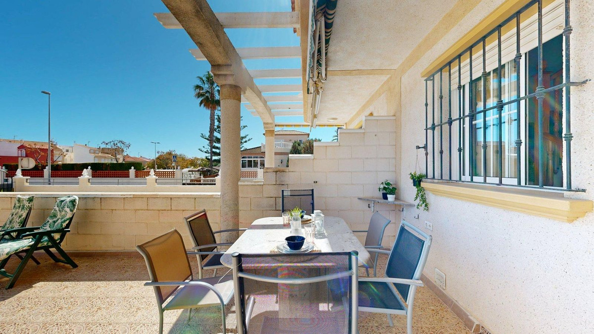 3 Bed Townhouse for sale in Torre De La Horadada Costa Blanca, Alicante, Spain