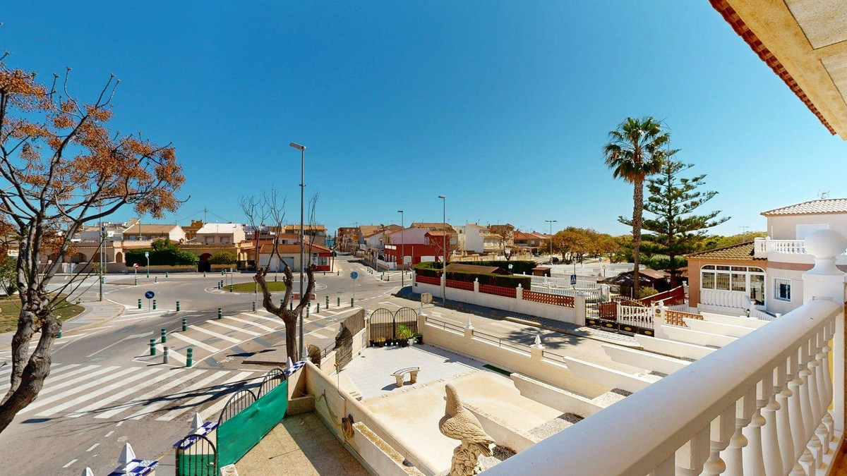 3 Bed Townhouse for sale in Torre De La Horadada Costa Blanca, Alicante, Spain