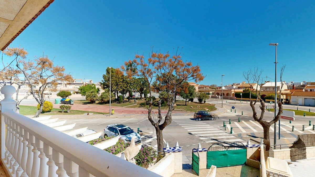 3 Bed Townhouse for sale in Torre De La Horadada Costa Blanca, Alicante, Spain