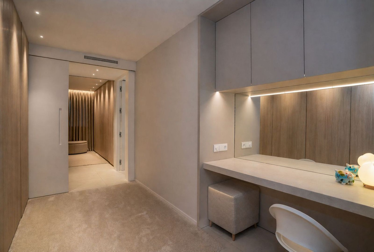 Se vende Apartamento Planta Media de 3 dormitorios en Costa Del Sol, Málaga, España