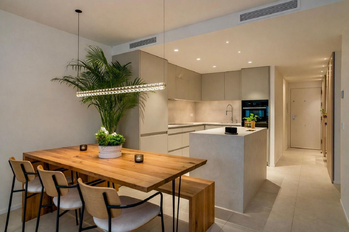 Se vende Apartamento Planta Media de 3 dormitorios en Costa Del Sol, Málaga, España
