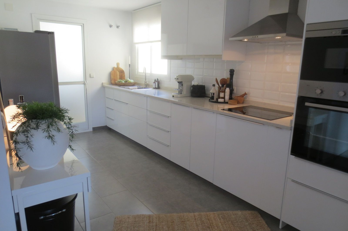 Se vende Ático de 3 dormitorios en Costa Del Sol, Málaga, España