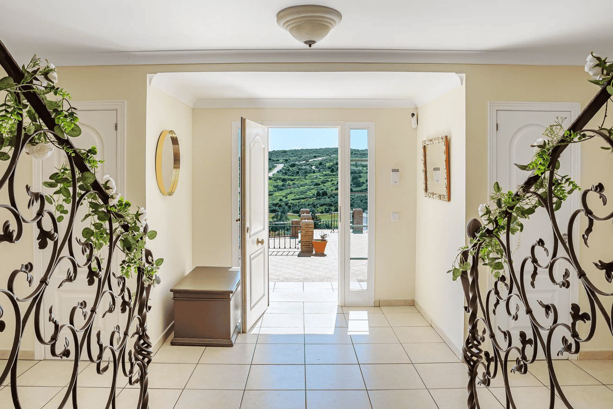 4 Bed Townhouse for sale in Estepona Costa Del Sol, Málaga, Spain