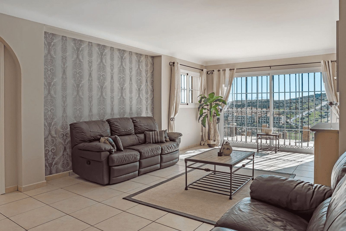 4 Bed Townhouse for sale in Estepona Costa Del Sol, Málaga, Spain