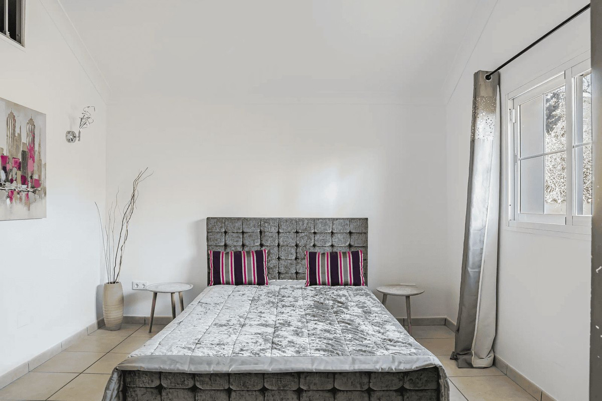 4 Bed Townhouse for sale in Estepona Costa Del Sol, Málaga, Spain