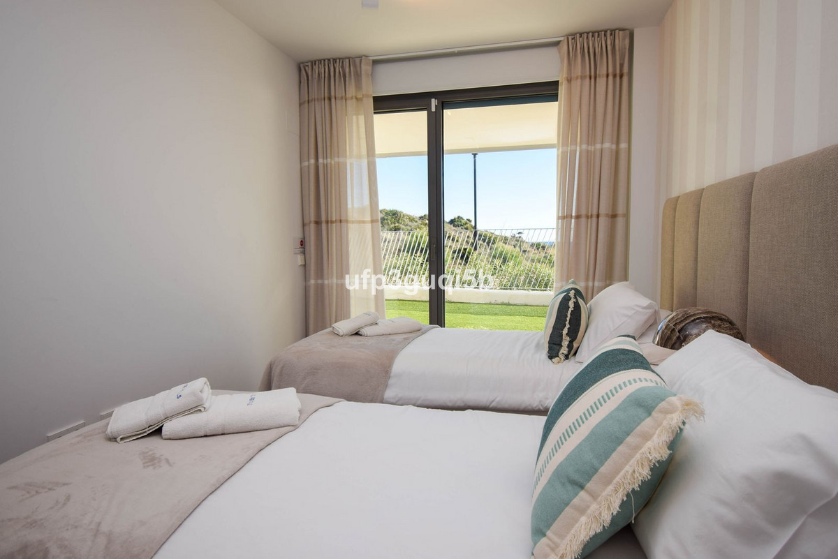 Se vende Pareada de 3 dormitorios en Costa Del Sol, Málaga, España