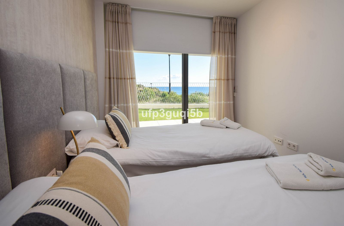 Se vende Pareada de 3 dormitorios en Costa Del Sol, Málaga, España