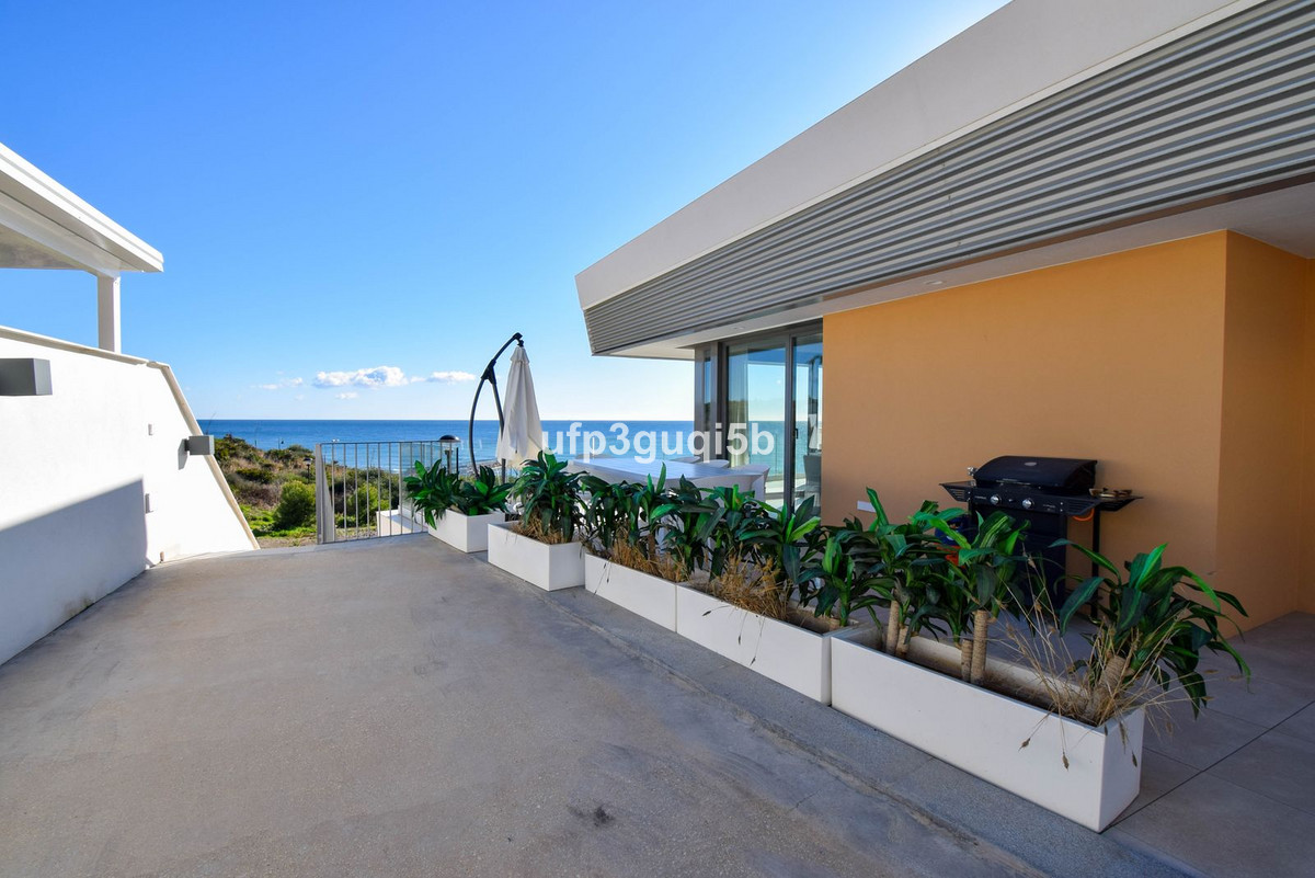 Se vende Pareada de 3 dormitorios en Costa Del Sol, Málaga, España