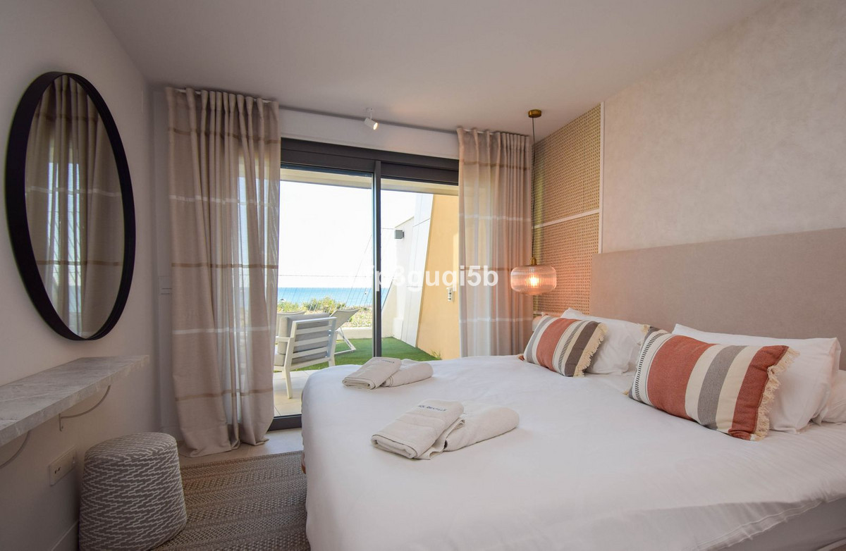 Se vende Pareada de 3 dormitorios en Costa Del Sol, Málaga, España