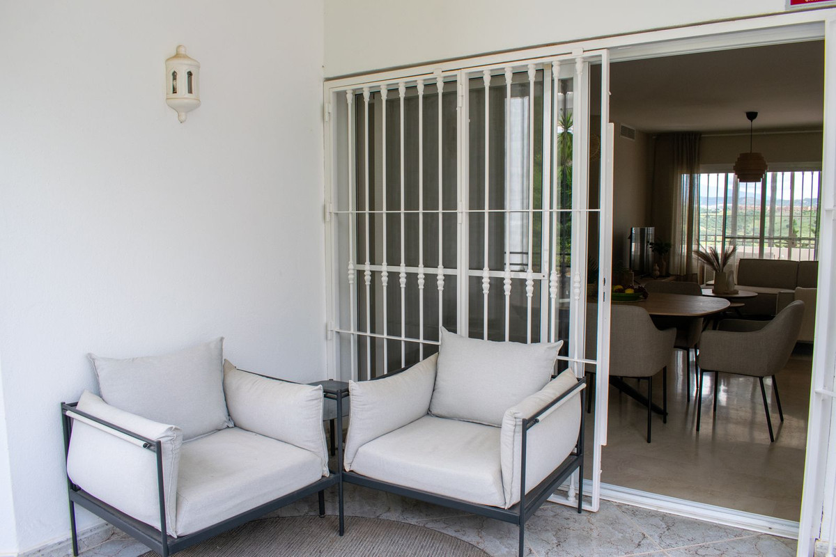 Se vende Apartamento Planta Media de 2 dormitorios en Costa Del Sol, Málaga, España
