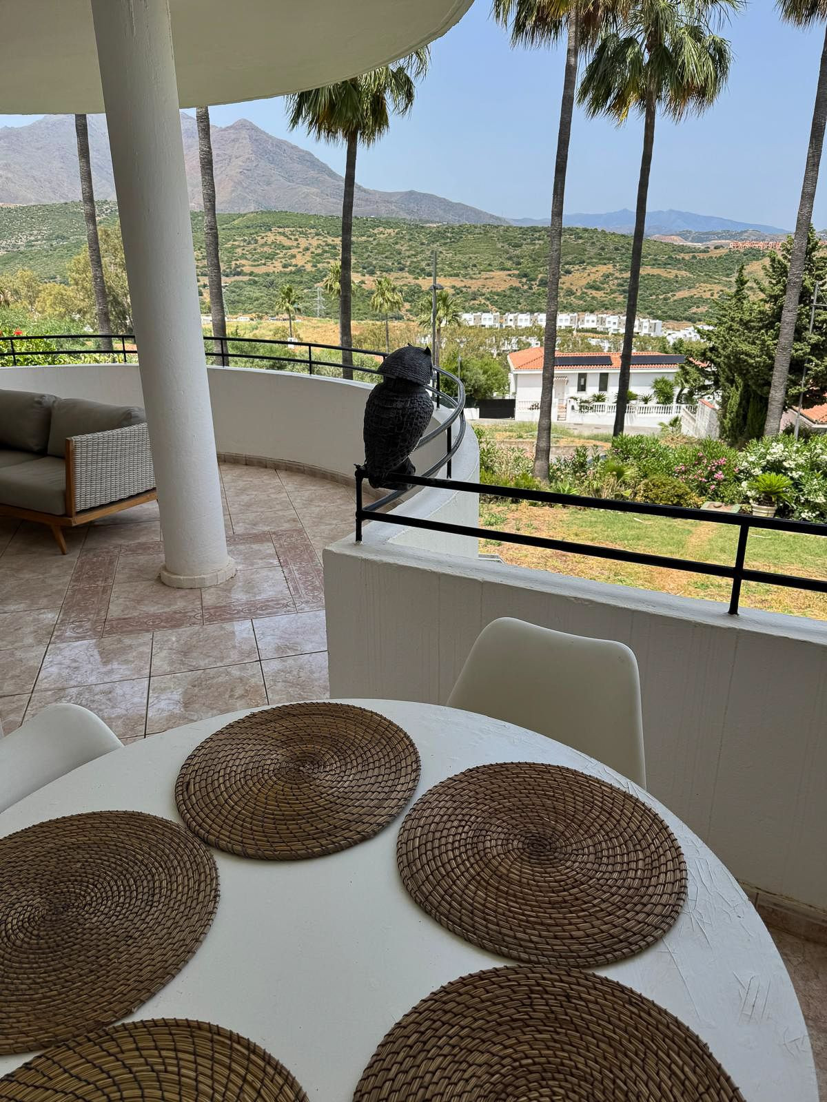 Se vende Apartamento Planta Media de 2 dormitorios en Costa Del Sol, Málaga, España