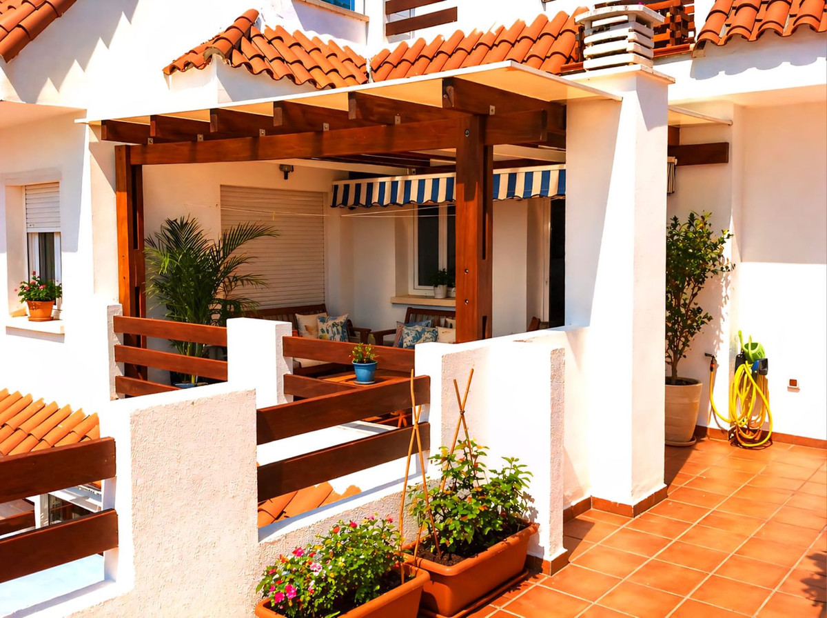 3 Bed Apartment for sale in Manilva Costa Del Sol, Málaga, Spain