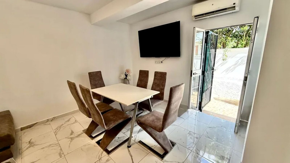 3 Bed Apartment for sale in Benalmadena Costa Costa Del Sol, Málaga, Spain
