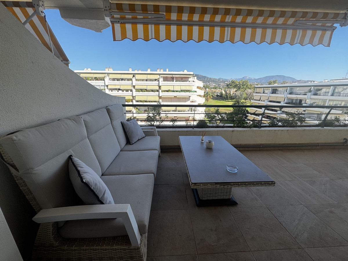 3 Bed Apartment for sale in Guadalmina Alta Costa Del Sol, Málaga, Spain
