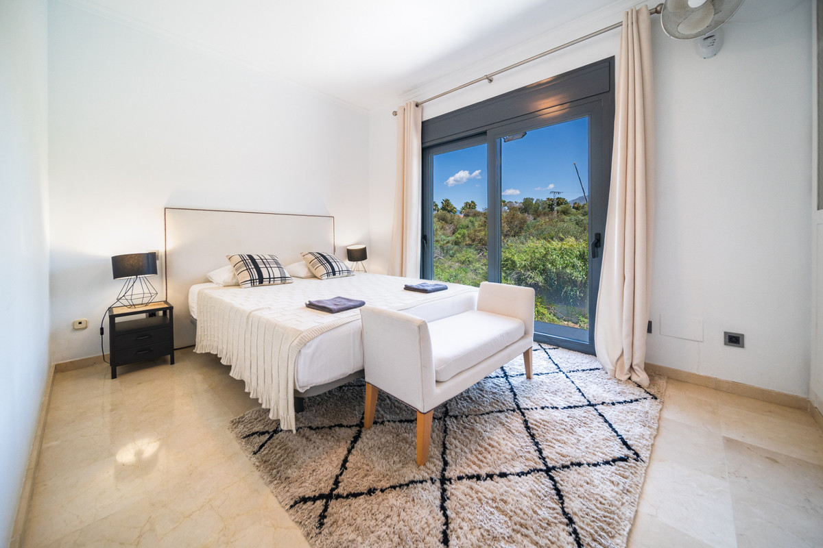 5 Bed Townhouse for sale in Puerto Banús Costa Del Sol, Málaga, Spain