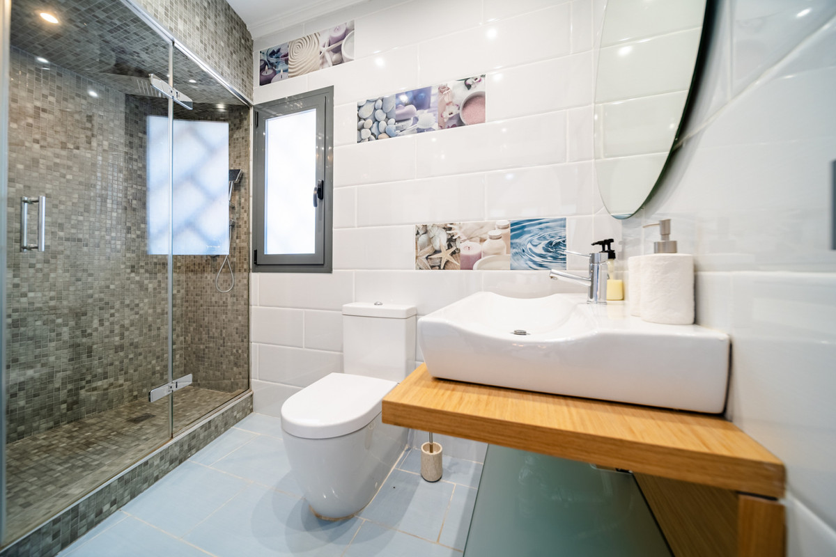 5 Bed Townhouse for sale in Puerto Banús Costa Del Sol, Málaga, Spain