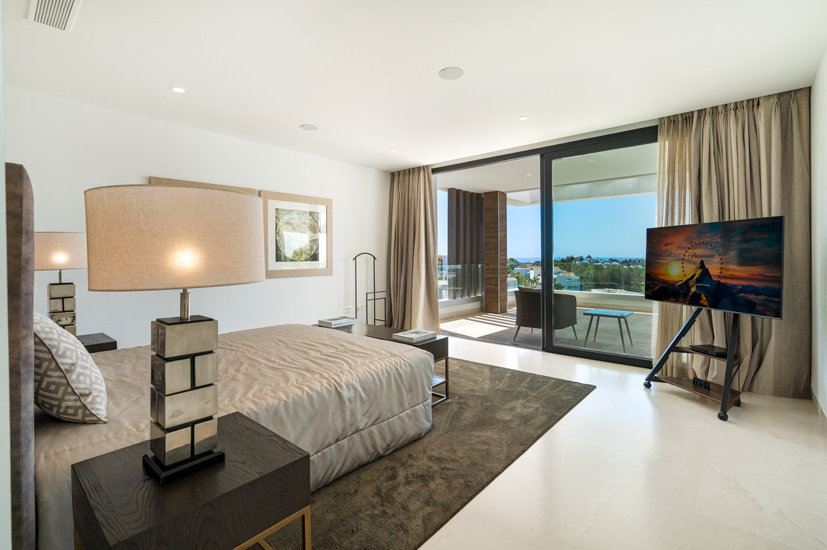 Se vende Villa - Chalet de 5 dormitorios en Costa Del Sol, Málaga, España