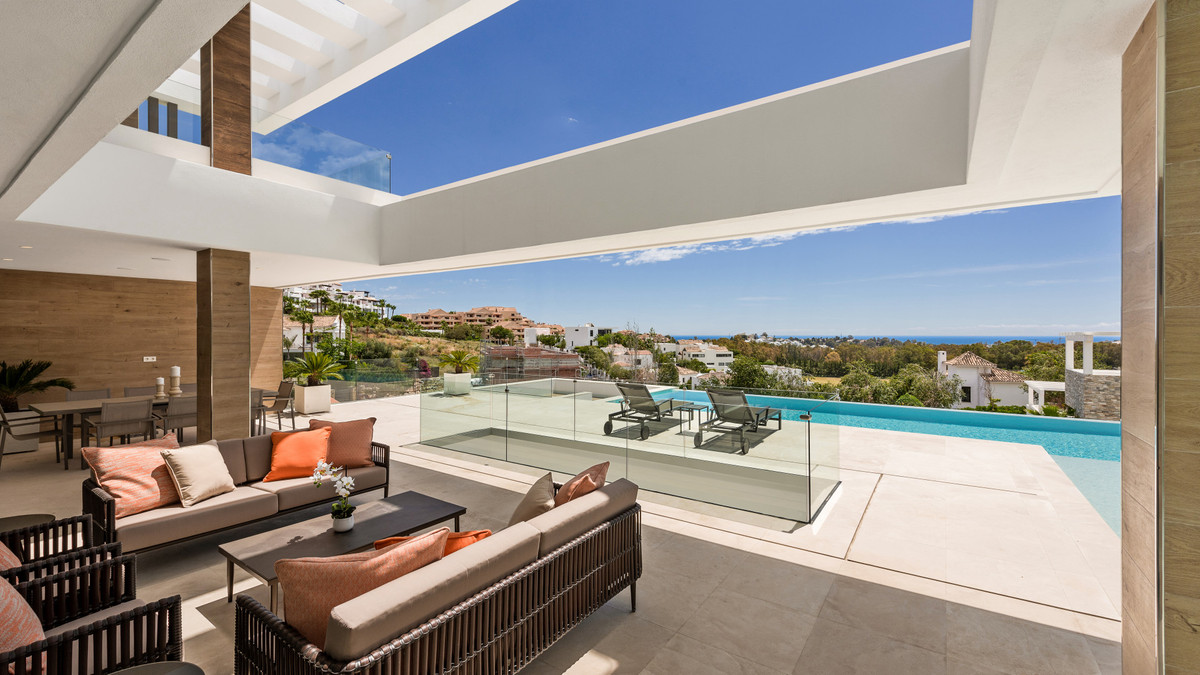 Se vende Villa - Chalet de 5 dormitorios en Costa Del Sol, Málaga, España