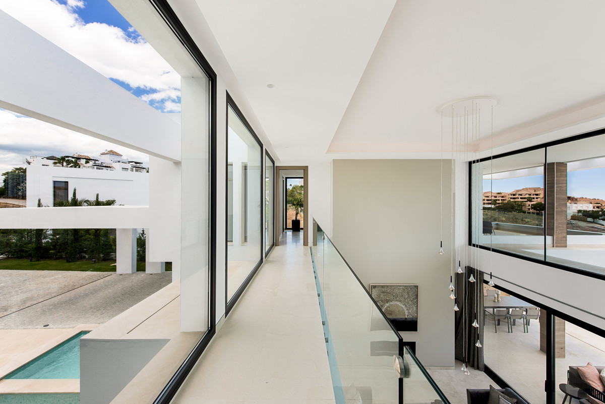Se vende Villa - Chalet de 5 dormitorios en Costa Del Sol, Málaga, España