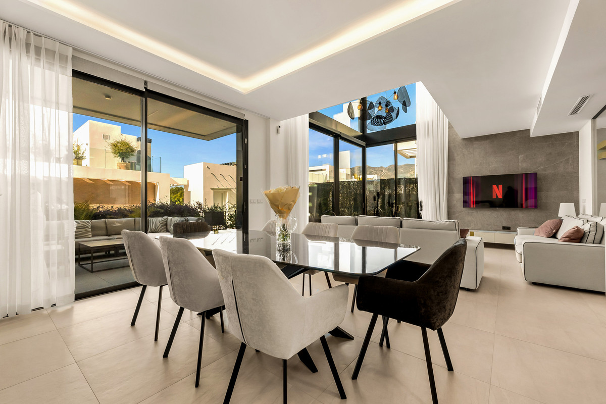 5 Bed Townhouse for sale in Río Real Costa Del Sol, Málaga, Spain