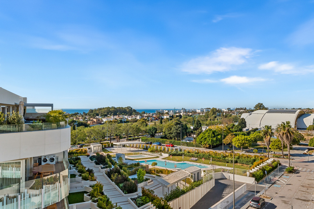 3 Bed Apartment for sale in San Pedro De Alcántara Costa Del Sol, Málaga, Spain