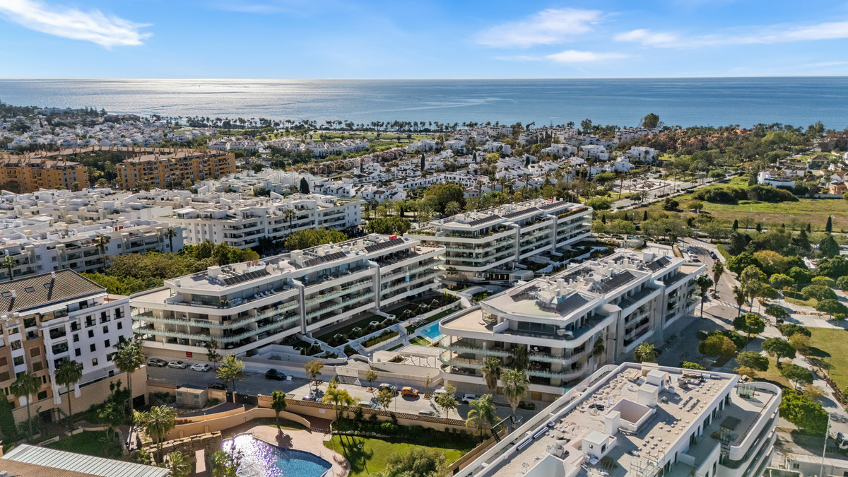 3 Bed Apartment for sale in San Pedro De Alcántara Costa Del Sol, Málaga, Spain