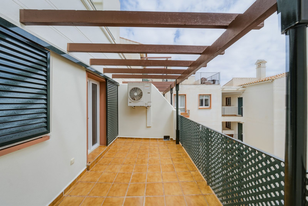 3 Bed Apartment for sale in Benalmadena Costa Costa Del Sol, Málaga, Spain