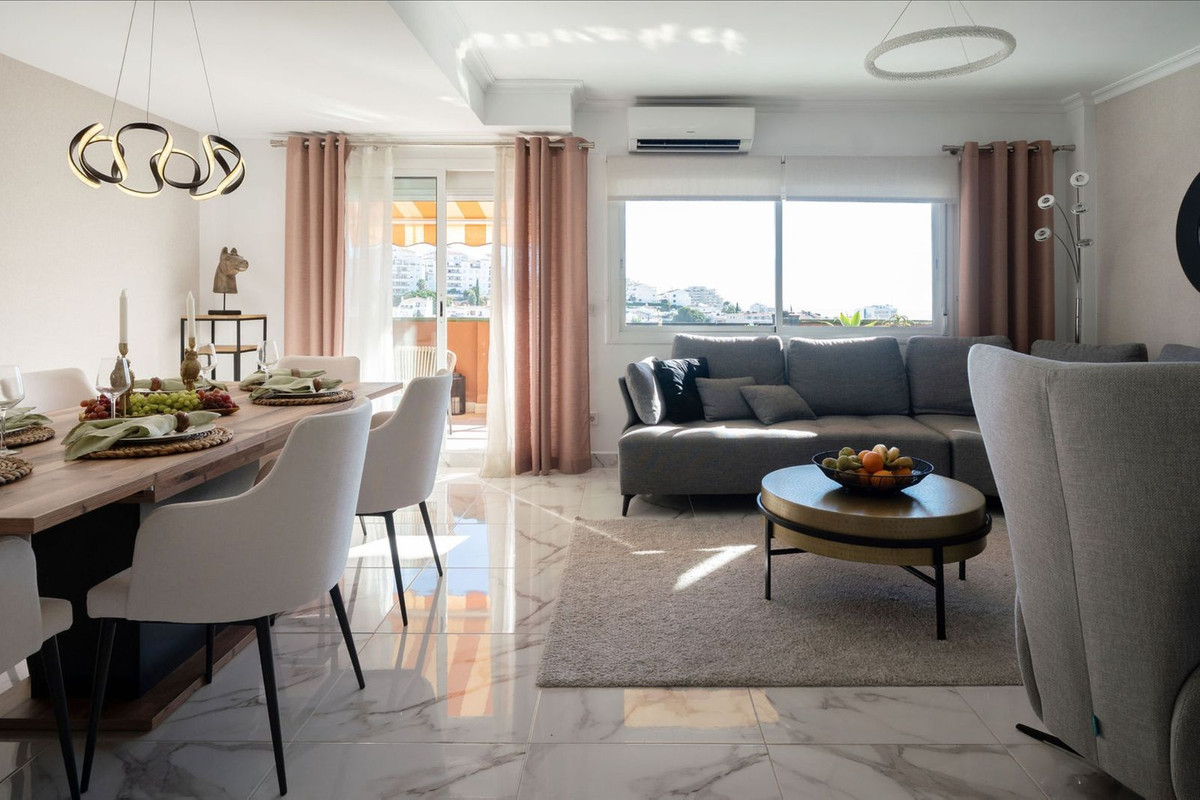 3 Bed Apartment for sale in Benalmadena Costa Costa Del Sol, Málaga, Spain