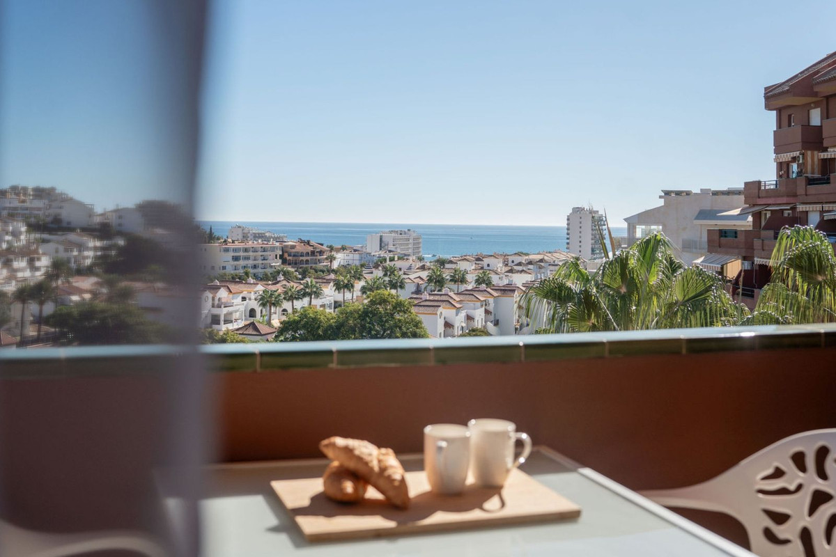 3 Bed Apartment for sale in Benalmadena Costa Costa Del Sol, Málaga, Spain