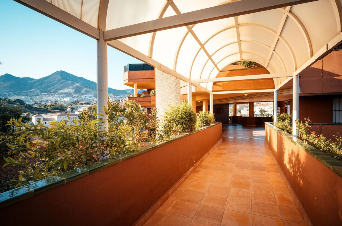 3 Bed Apartment for sale in Benalmadena Costa Costa Del Sol, Málaga, Spain