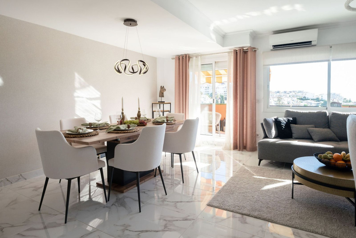 3 Bed Apartment for sale in Benalmadena Costa Costa Del Sol, Málaga, Spain
