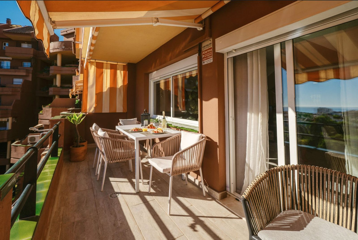 3 Bed Apartment for sale in Benalmadena Costa Costa Del Sol, Málaga, Spain