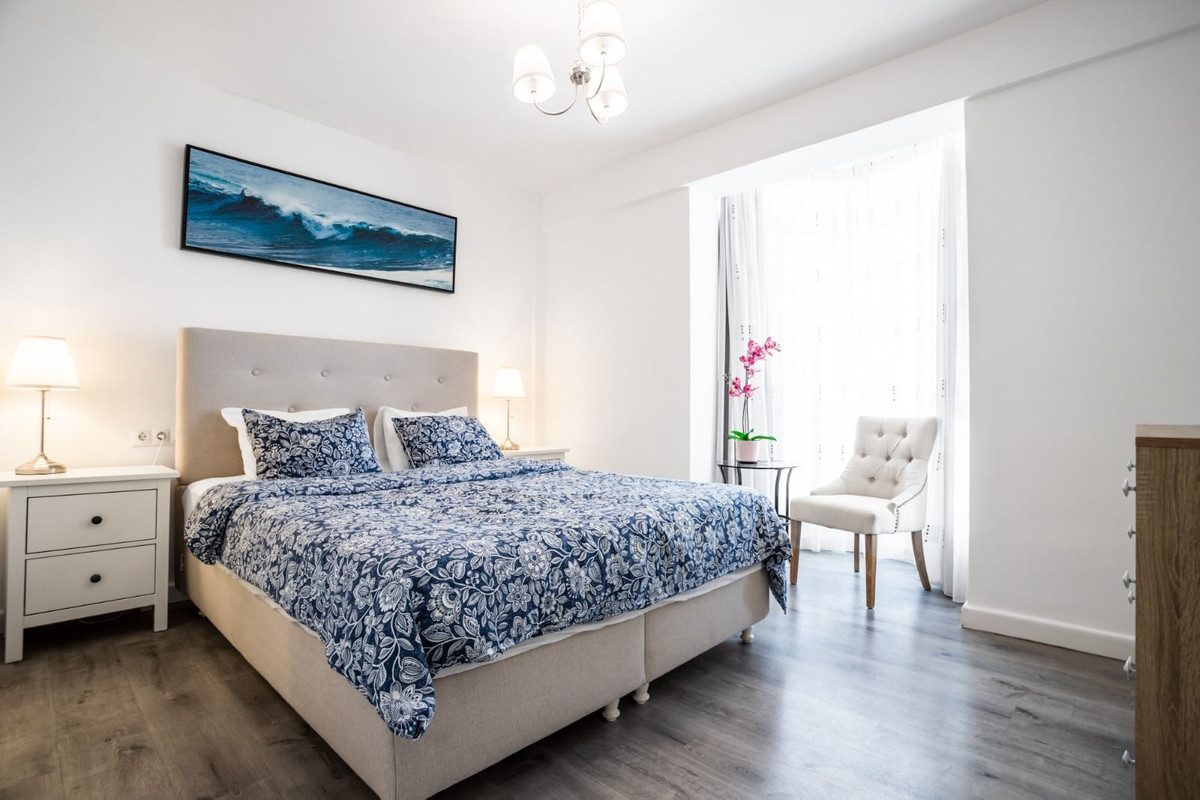 2 Bed Apartment for sale in Fuengirola Costa Del Sol, Málaga, Spain
